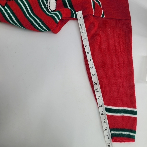 Mickey mouse unlimited green red cute Christmas sweater size Medium - Picture 8 of 8
